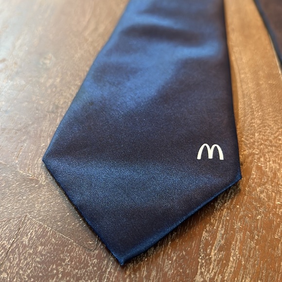 Vintage McDonald’s Solid Navy Blue Neck Tie - Picture 3 of 10